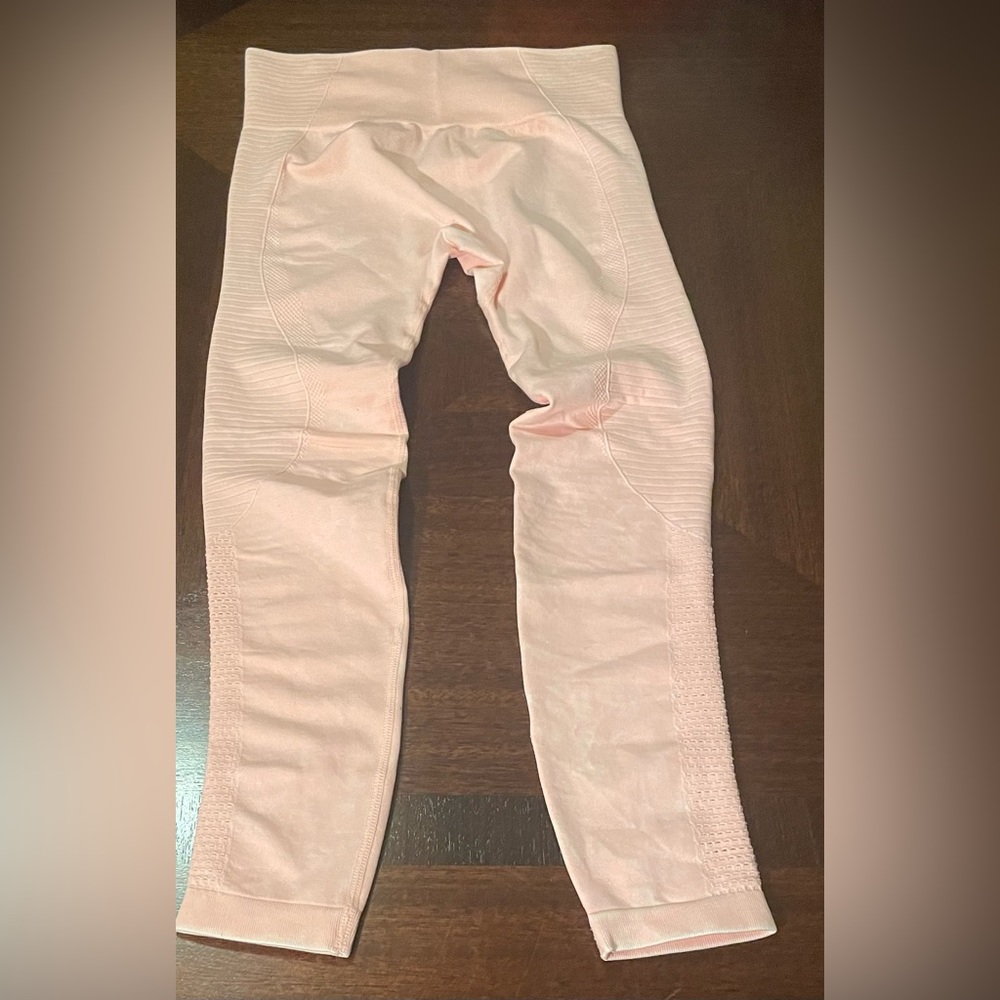 MonoB Leggings size Small NWOT